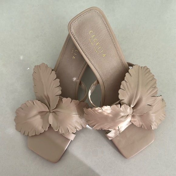 CECELIA NEW YORK Shoes - Cecelia New York Lila Leather slides